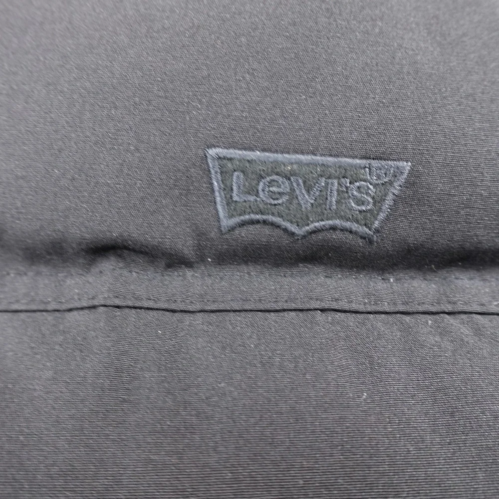 NEW Levis Jacket Mens S Black Puffer Coat Full Zip Insulated Quilted Windbreaker